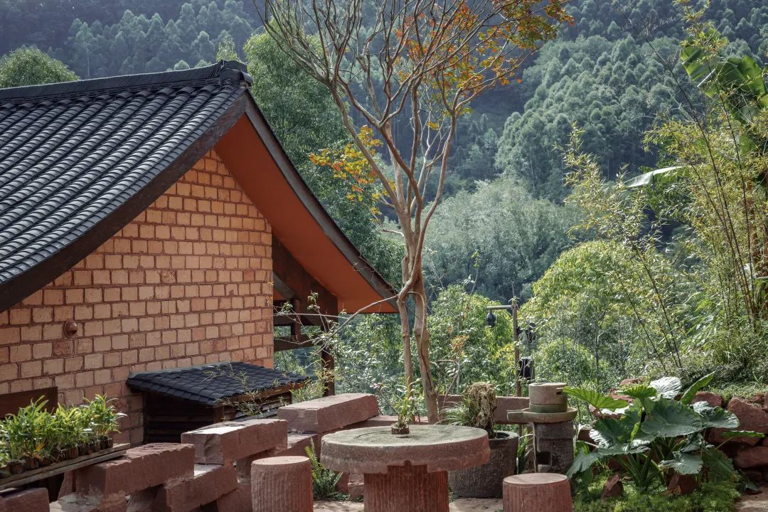 助力漂亮墟落建设 勾勒幸福人居新画卷